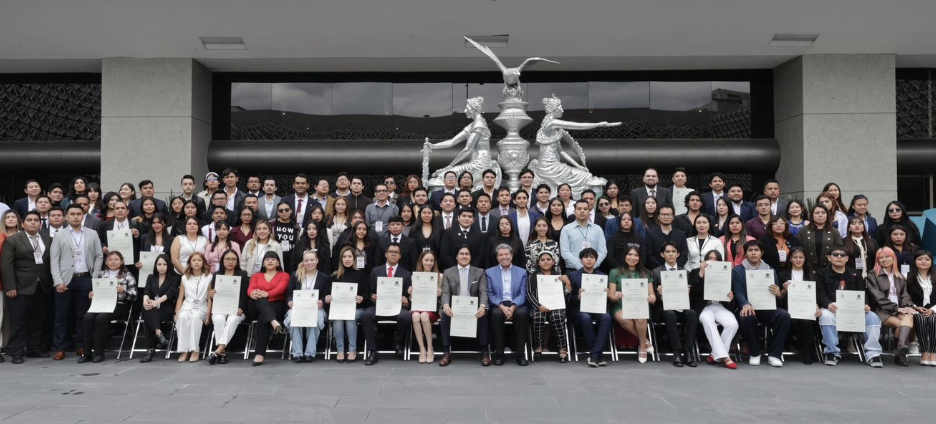 LOS JÓVENES “SON LA CLAVE PARA CONTINUAR LA TRANSFORMACIÓN DE MÉXICO”: MONREAL